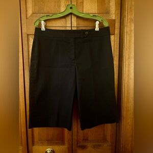 Jones New York Signature Minimalist Women’s Navy Sz 12P Stretch Bermuda Shorts